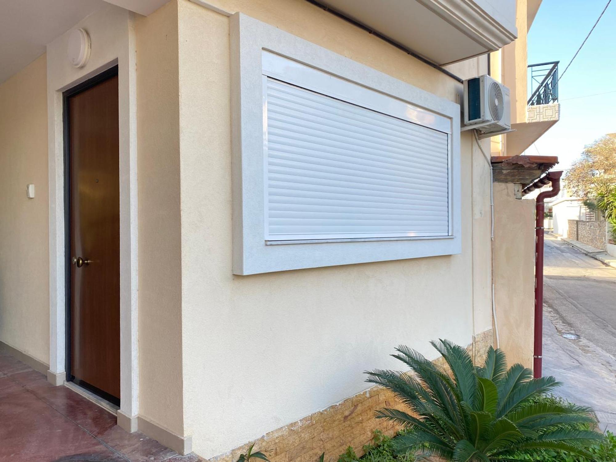 Cozy Apartment Near Airport Koropi Exterior foto